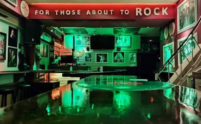Το Rock Cafe Indian κλείνει τα 24 και παρτάρει το Σάββατο 28 Μαΐου!
